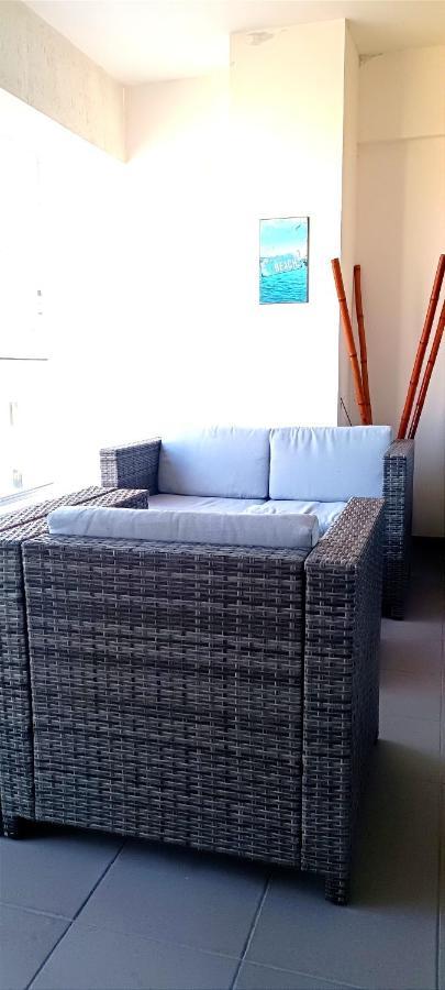 Dezo Luxury Town Apartment Larnaca Exteriör bild